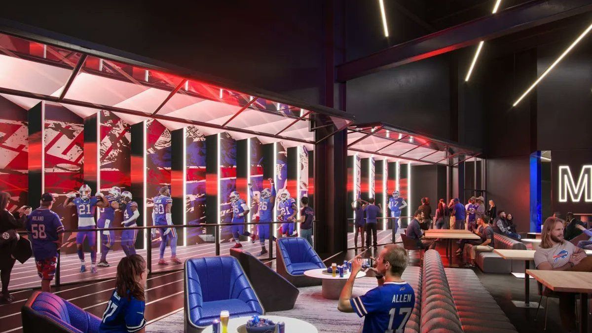 <strong>Buffalo Bills</strong><br>Innen laden gemütliche Lounges zum Entspannen bei einem kühlen Getränk ein - allerdings nur für den exklusiven "Field Club". Für die Hardcore-Fans wird hier das Maximum an NFL-Erlebnis rausgeholt: Essen und Getränke gibt es inklusive, klimatisierte Areale mit Blick auf den Spielertunnel und eine Terrasse auf Spielfeldebene. Laut den Bills sollte man schnell sein - die meisten Sitzplätze sind angeblich schon ausverkauft.