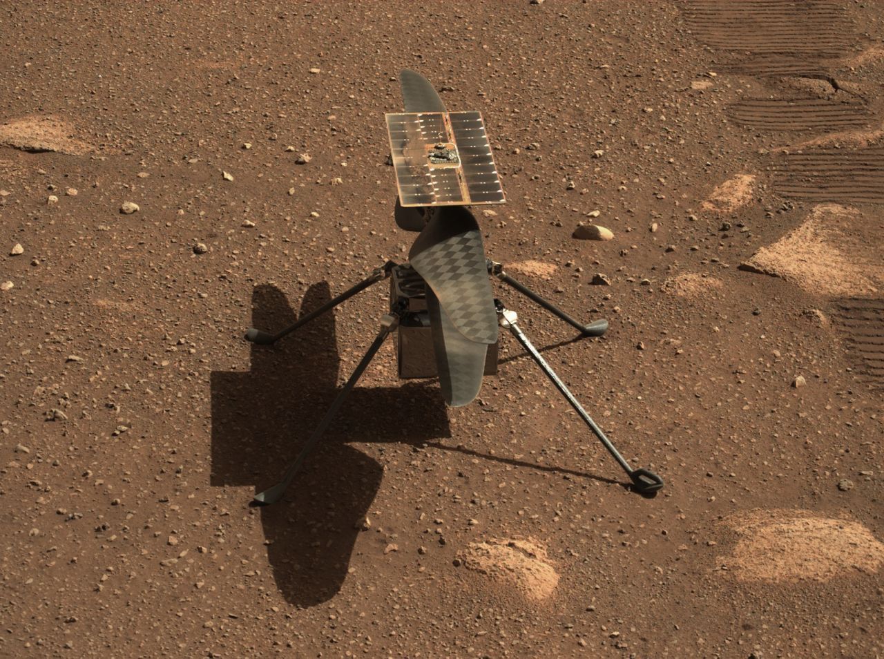 Ein spektakuläres Experiment ist der Solarstrom-betriebene Mars-Hubschrauber. In Zukunft könnte der Mars 
mit Helikoptern erforscht werden.