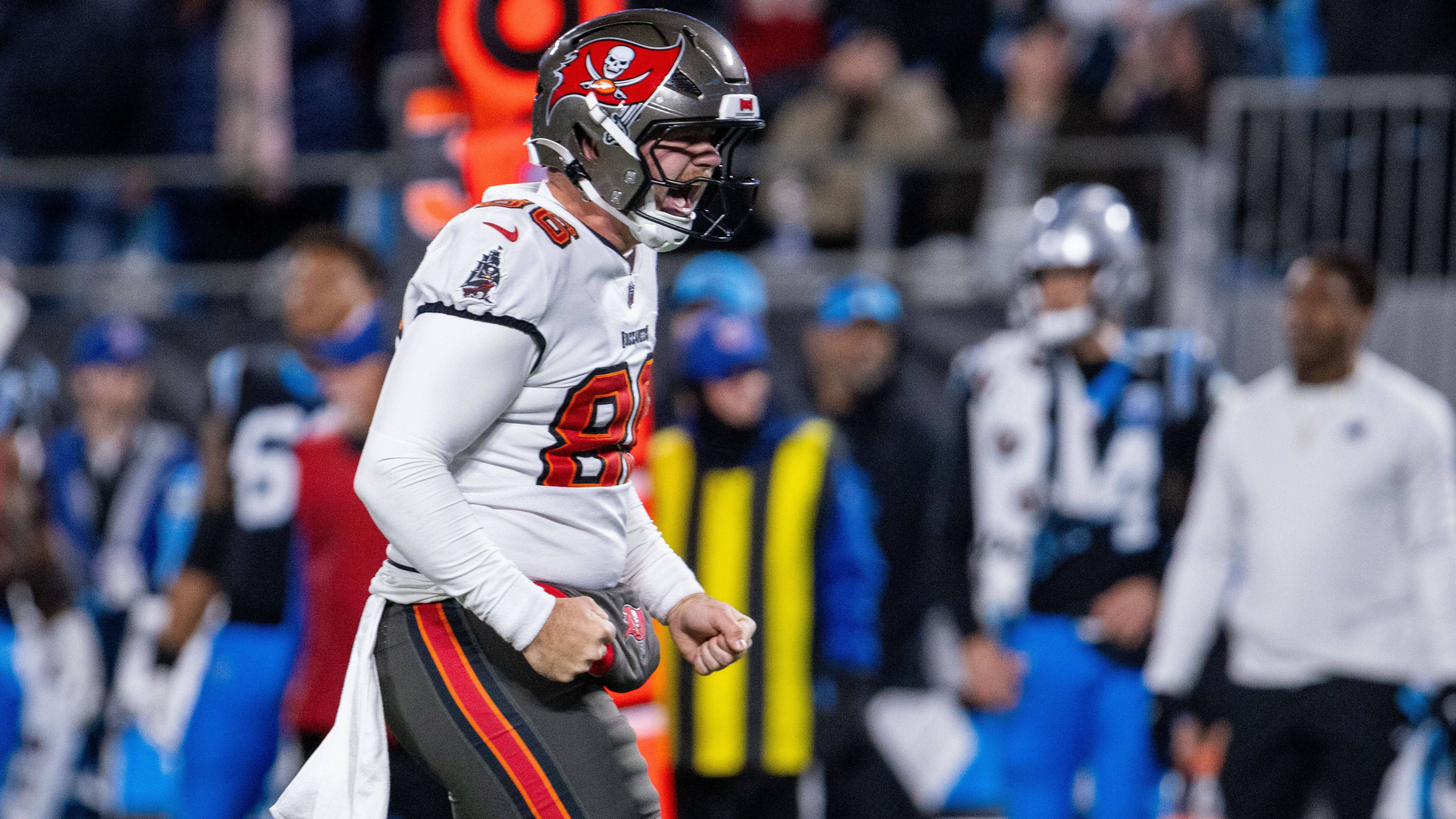 <strong>Platz 28 (geteilt): Evan Deckers</strong><br>Team: Tampa Bay Buccaneers<br>Gehalt 2025: 960.000