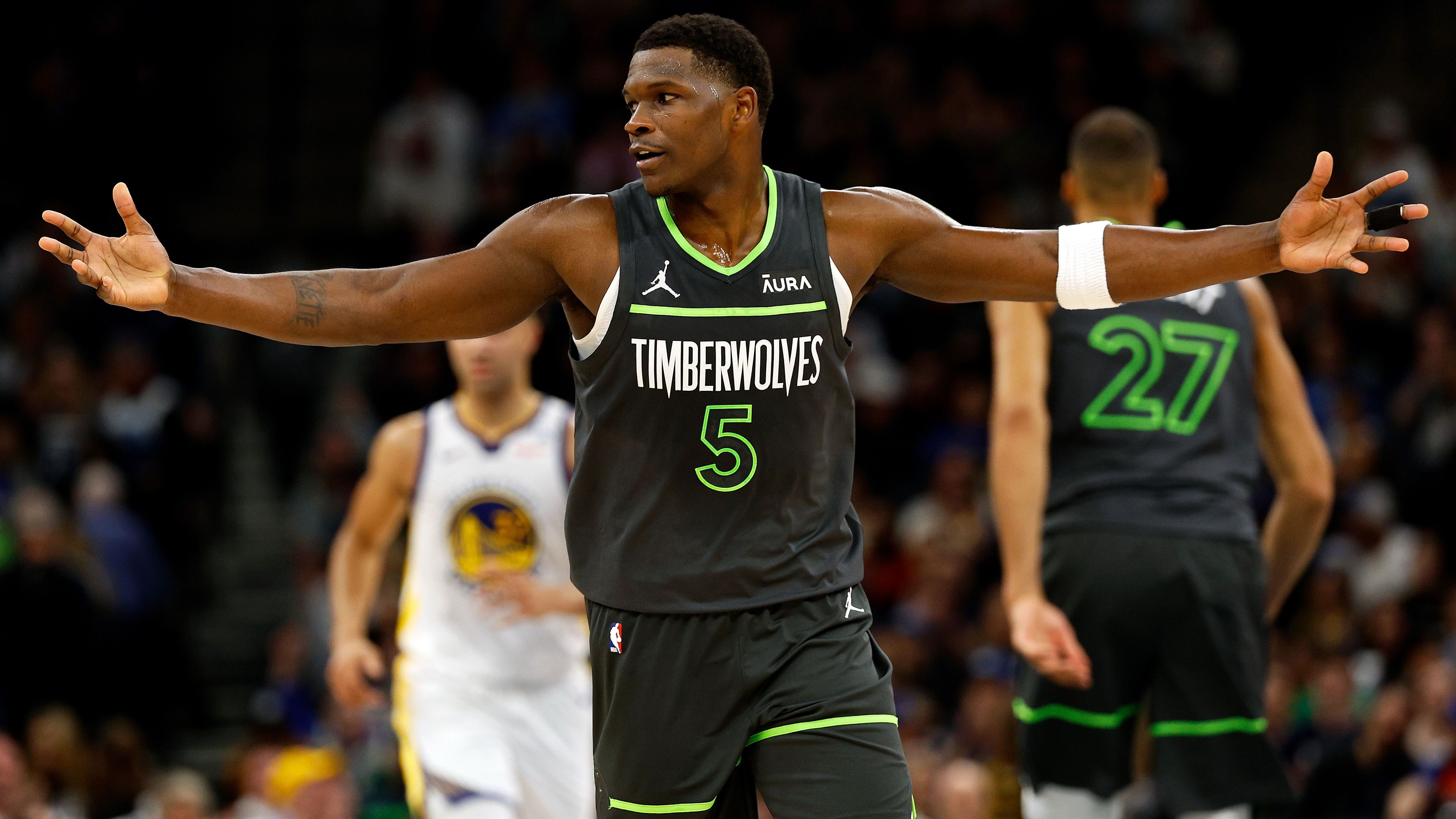 <strong>Sicher qualifiziert:&nbsp;Minnesota Timberwolves - Western Conference</strong><br>Auch ohne Karl-Anthony Towns läuft für die Minnesota Timberwolves alles nach Plan. Anthony Edwards nimmt ein offensiv schwaches Team auf seine Schultern und liefert All-NBA-Zahlen. Man kann den Wolves durchaus einen tiefen Playoff-Run zutrauen.