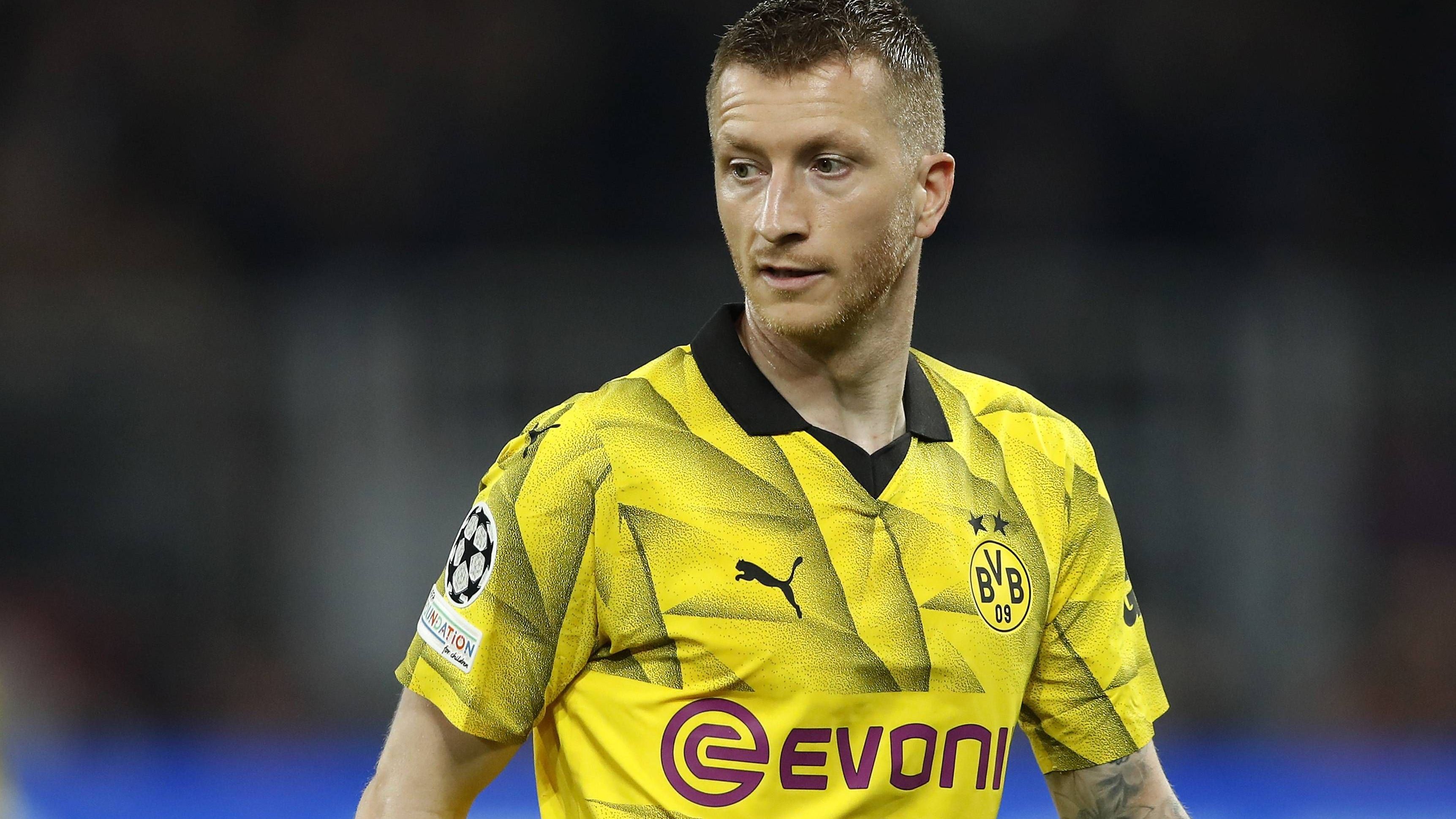 <strong>Marco Reus (Borussia Dortmund)</strong><br>Der Routinier kommt nach 56 Minuten für Adeyemi ins Spiel. Muss gegen die auf den Ausgleich drängenden Gastgeber ungewohnt viel defensiv mithelfen. Stellt sich in den Dienst der Mannschaft. <strong><em>ran</em></strong>-Note: 3