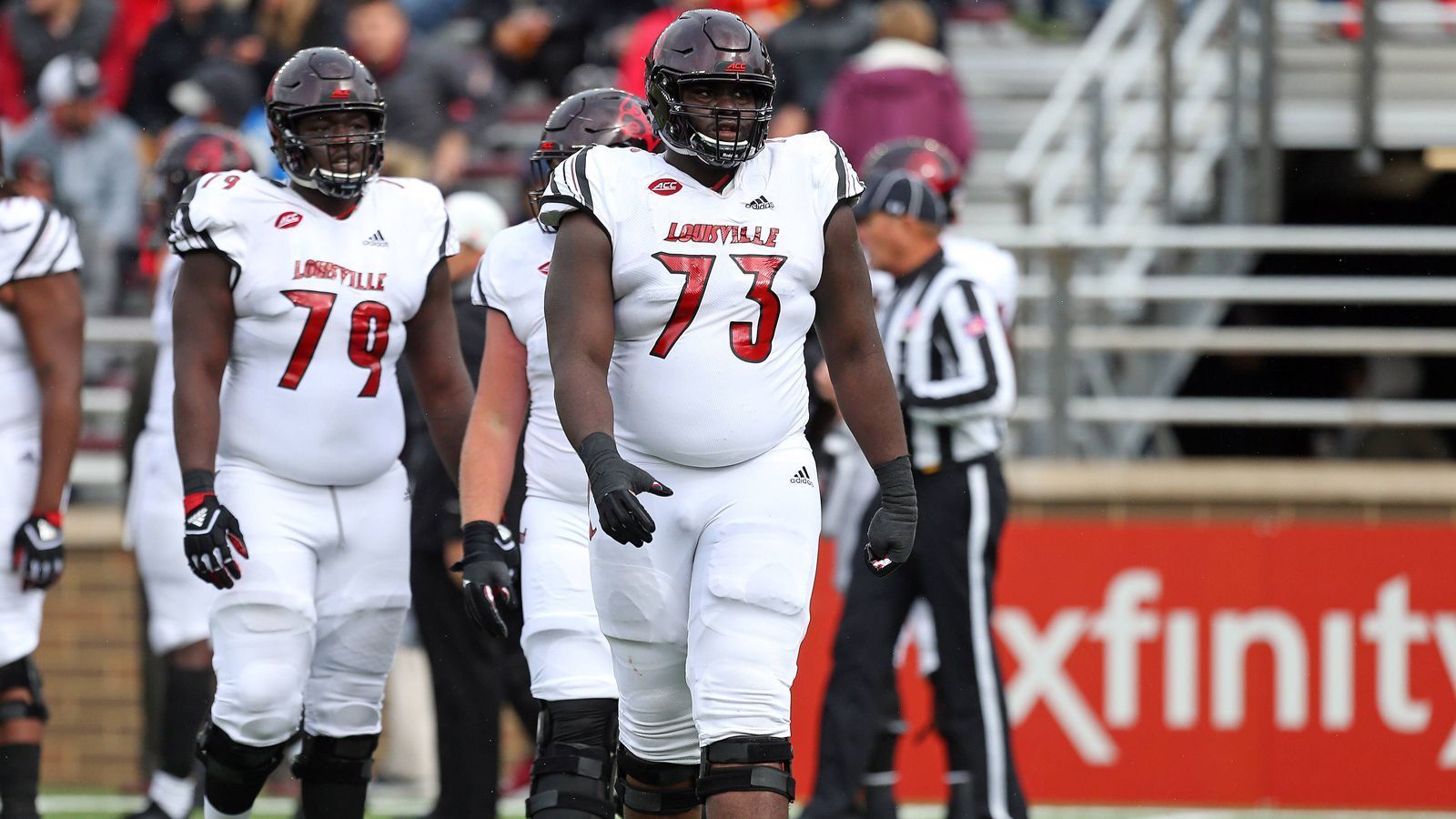 
                <strong>University of Louisville (1 First-Round-Pick)</strong><br>
                Mekhi Becton Gedraftet von: New York JetsPosition: Offensive Tackle
              