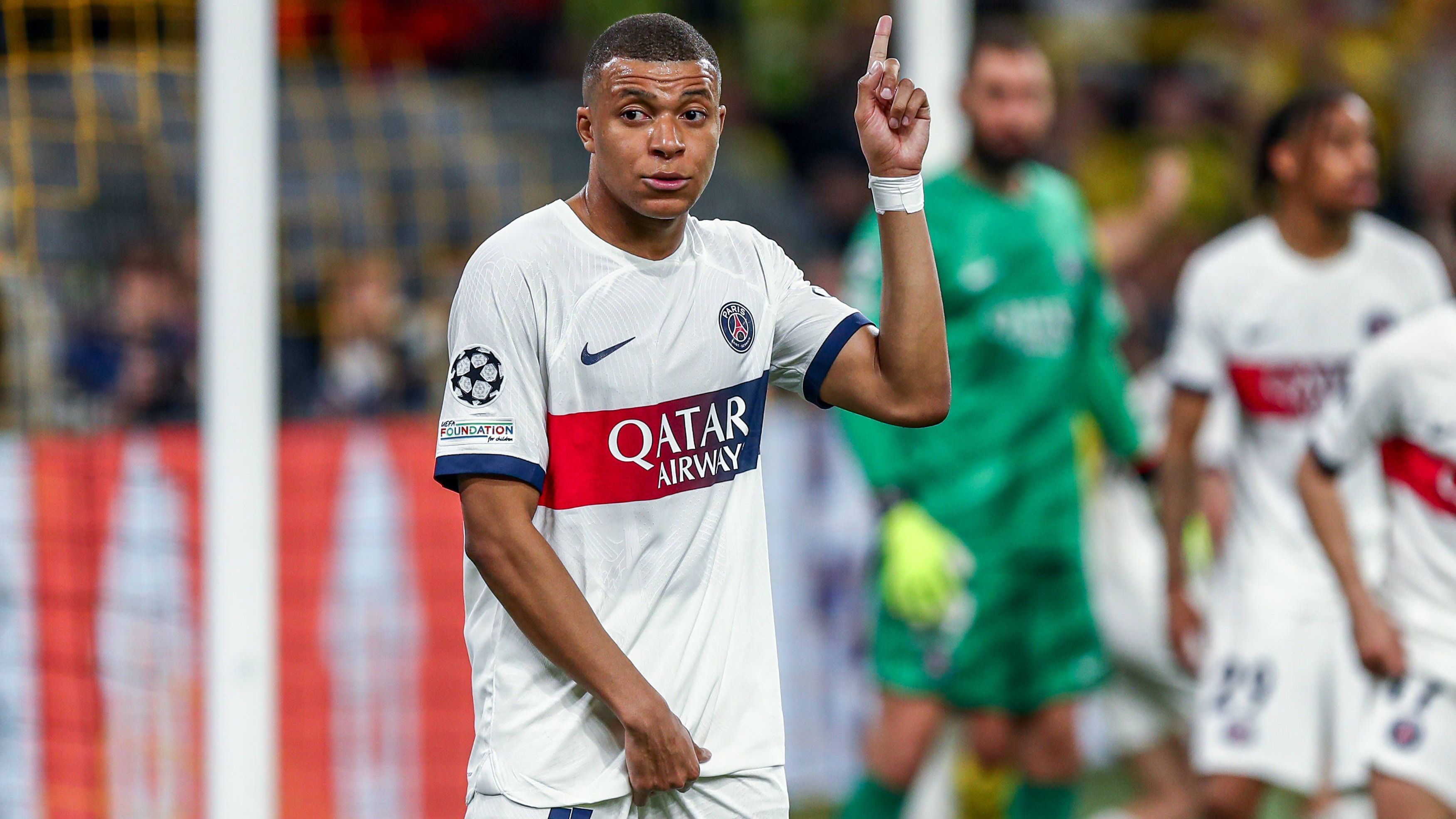 <strong>Marca (Spanien)</strong><br>Mbappé hat Paris schon verlassen. Der BVB überrascht eine PSG-Mannschaft, die erst in der zweiten Halbzeit aufwacht.