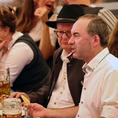 Freie-Wähler-Chef Hubert Aiwanger auf dem Münchner Oktoberfest
