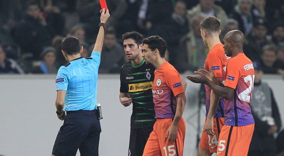 
                <strong>Gladbach in der Einzelkritik</strong><br>
                Nach einer starken ersten Hälfte der Gladbacher gegen ManCity sorgt ein Platzverweis für einen Bruch im Spiel. Die Borussia in der Einzelkritik.
              