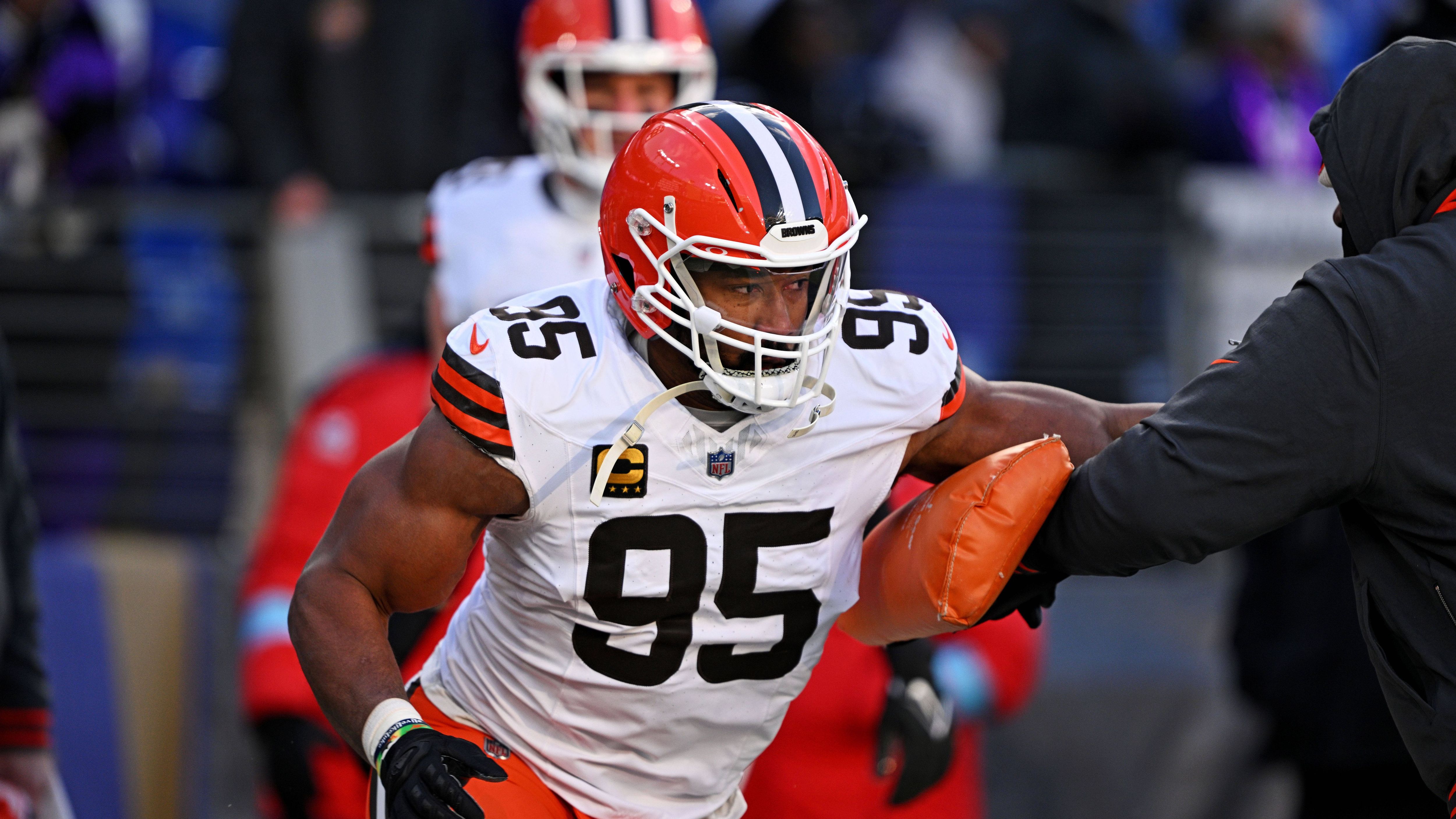 <strong>AFC North: Cleveland Browns</strong><br>Woche 1: vs, Bengals<br>Woche 2: at Ravens<br>Woche 3: vs. Packers<br>Woche 4: at Lions<br>Woche 5: vs. Vikings in London<br>Woche 6: at Steelers<br>Woche 7: vs. Dolphins<br>Woche 8: at Patriots<br>Woche 9: Bye<br>Woche 10: at Jets<br>Woche 11: vs. Ravens<br>Woche 12: at Raiders<br>Woche 13: vs. 49ers<br>Woche 14: vs. Titans<br>Woche 15: at Bears<br>Woche 16: vs. Bills<br>Woche 17: vs. Steelers<br>Woche 18: at Bengals