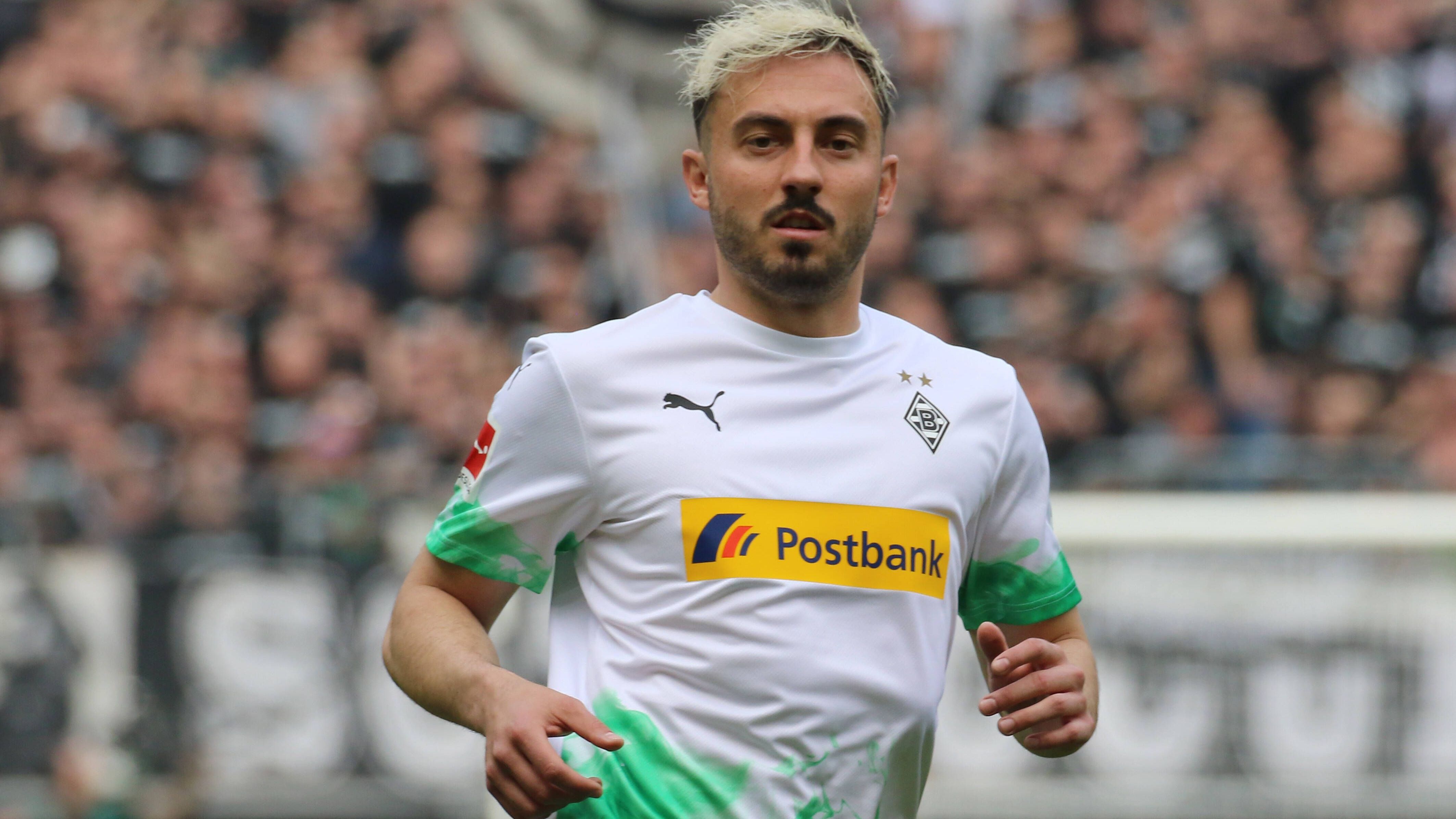 <strong>Flop-Transfer: Josip Drmic</strong><br>Mit dem Schweizer Nationalstürmer hat Eberl exakt zehn Millionen Euro in den Sand gesetzt. Für diese Summe kam Drmic von Bayer Leverkusen. Nachdem er zwischenzeitlich an den HSV verliehen wurde, ging er 2019 ablösefrei zu Norwich City.