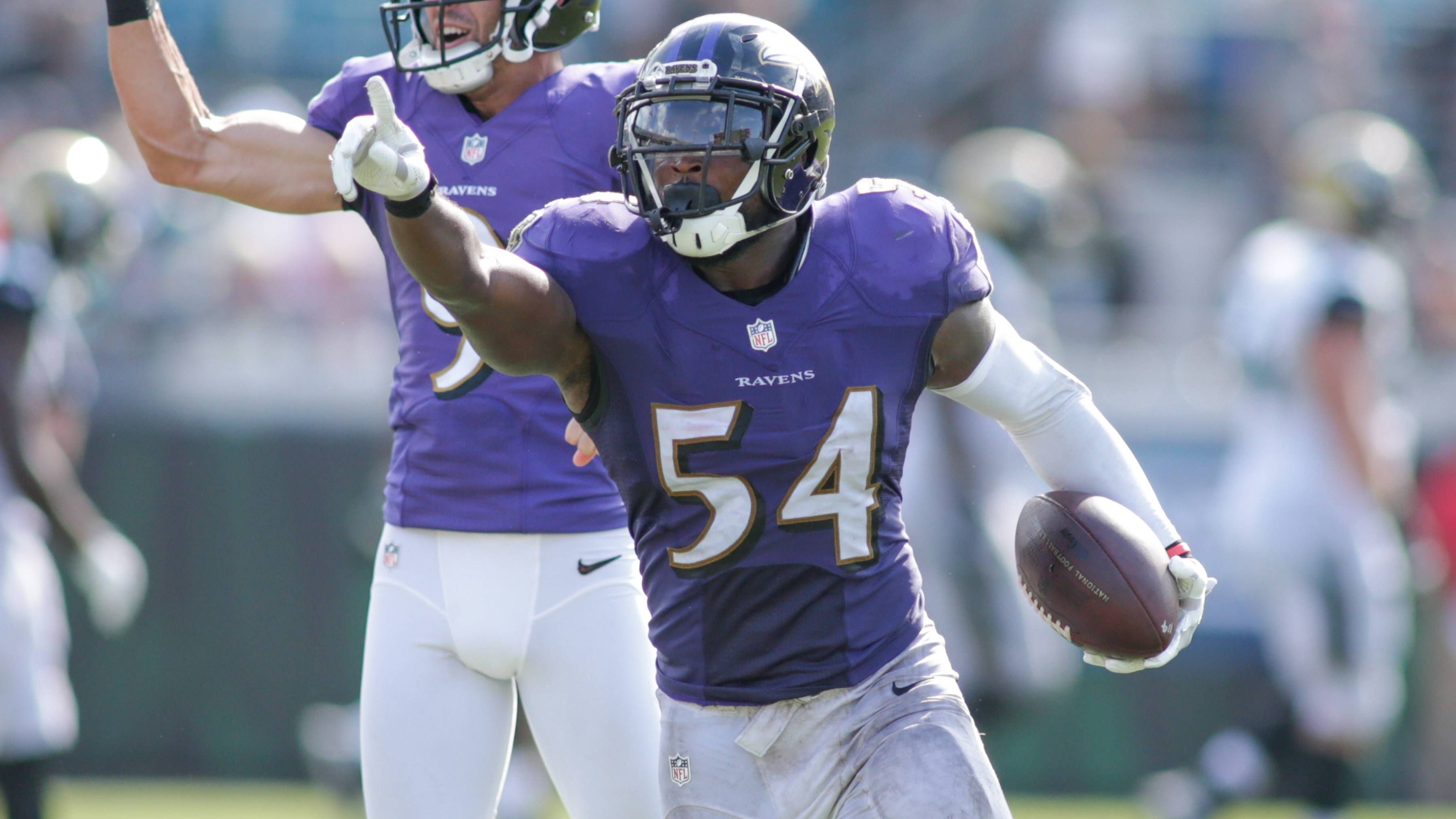 <strong>Zach Orr (Defensive Coordinator der Baltimore Ravens)</strong><br>Keine leichte Aufgabe bei den hohen Ansprüchen im Team rund um Quarterback-Superstar Lamar Jackson. Orr, ehamaliger Ravens-Linebacker (Foto), ist 32 Jahre als und verfügt erst über drei Jahre Erfahrung als Positionstrainer. Sein Ansehen bei den Spielern ist hoch, doch sein Können in Drucksituationen muss er erst noch beweisen.