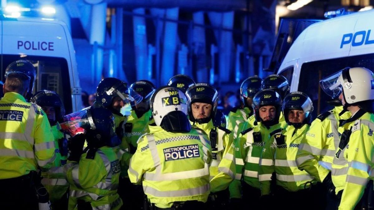Londoner Polizei nimmt vier Personen fest