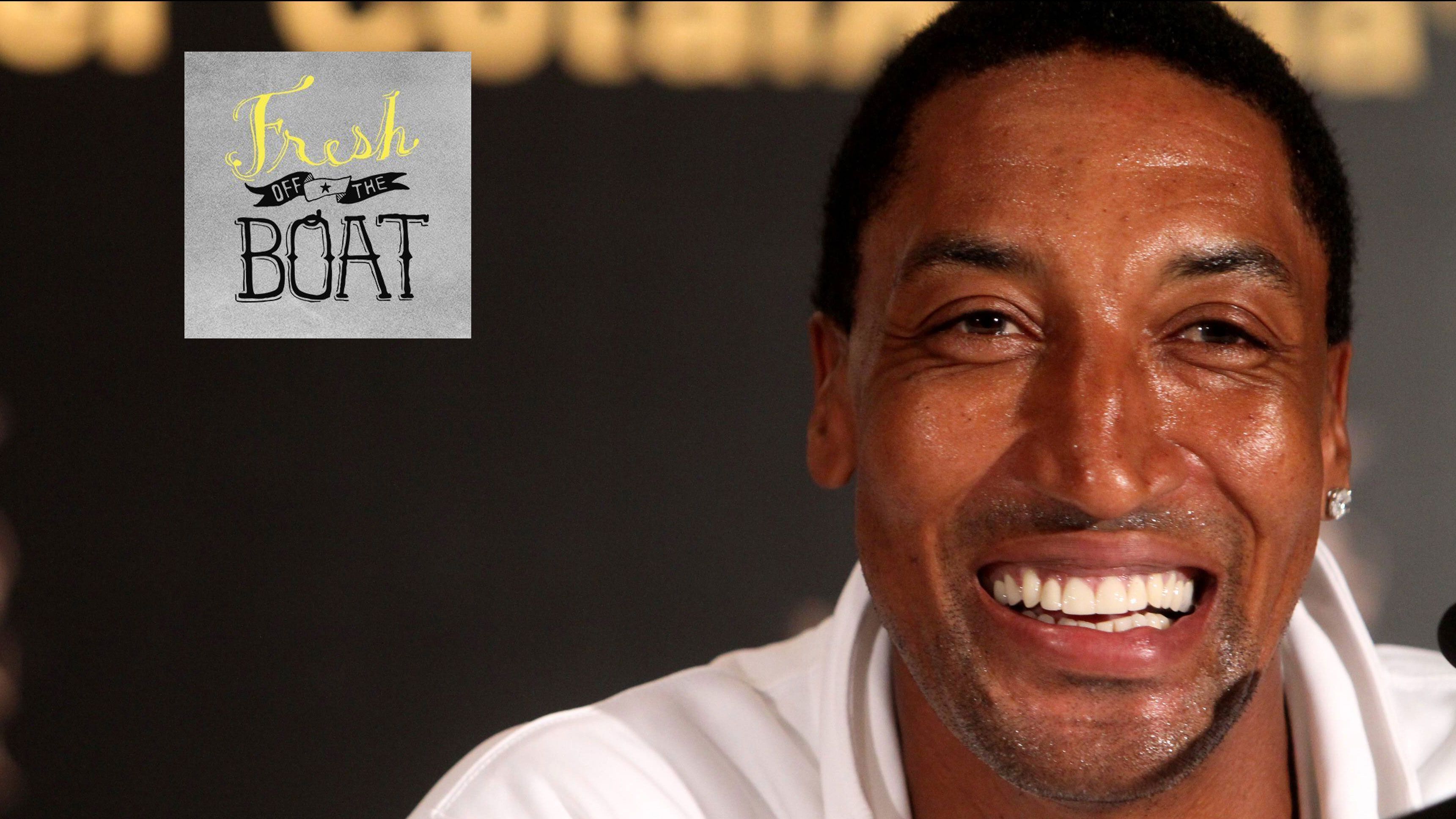 
                <strong>Scottie Pippen ("Fresh Off The Boat") </strong><br>
                Scottie Pippen war an der Seite von "His Airness" Michael Jordan wohl der bekannteste Spieler des legendären Chicago-Bulls-Teams der 90er Jahre und hat zusammen mit Jordan sechsmal die NBA-Finals gewonnen. Sein Cameo-Auftritt in der Serie "Fresh Off The Boat" ist einer der kürzesten in dieser Liste, aber unglaublich lustig. Nachdem der Vater eines Kindes in der Schule des Hauptdarstellers Eddie (Hudson Yang) der Buchhalter von Pippen ist, stattet die NBA-Legende den Kindern einen Besuch ab. In der Szene fragt Pippen die Schüler: "Wer will ein Gratis Paar 'Airs' haben?" Alle sind begeistert, ein freshes Paar "Air Jordans" zu bekommen, ehe Pippen die Schuhe als "Air Pippens" vorstellt. Die Euphorie ist sofort verflogen und keines der Kinder will die Schuhe haben. 
              