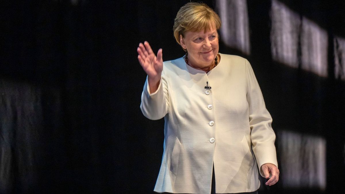 Ex-Kanzlerin Merkel stellt ihre Biografie vor