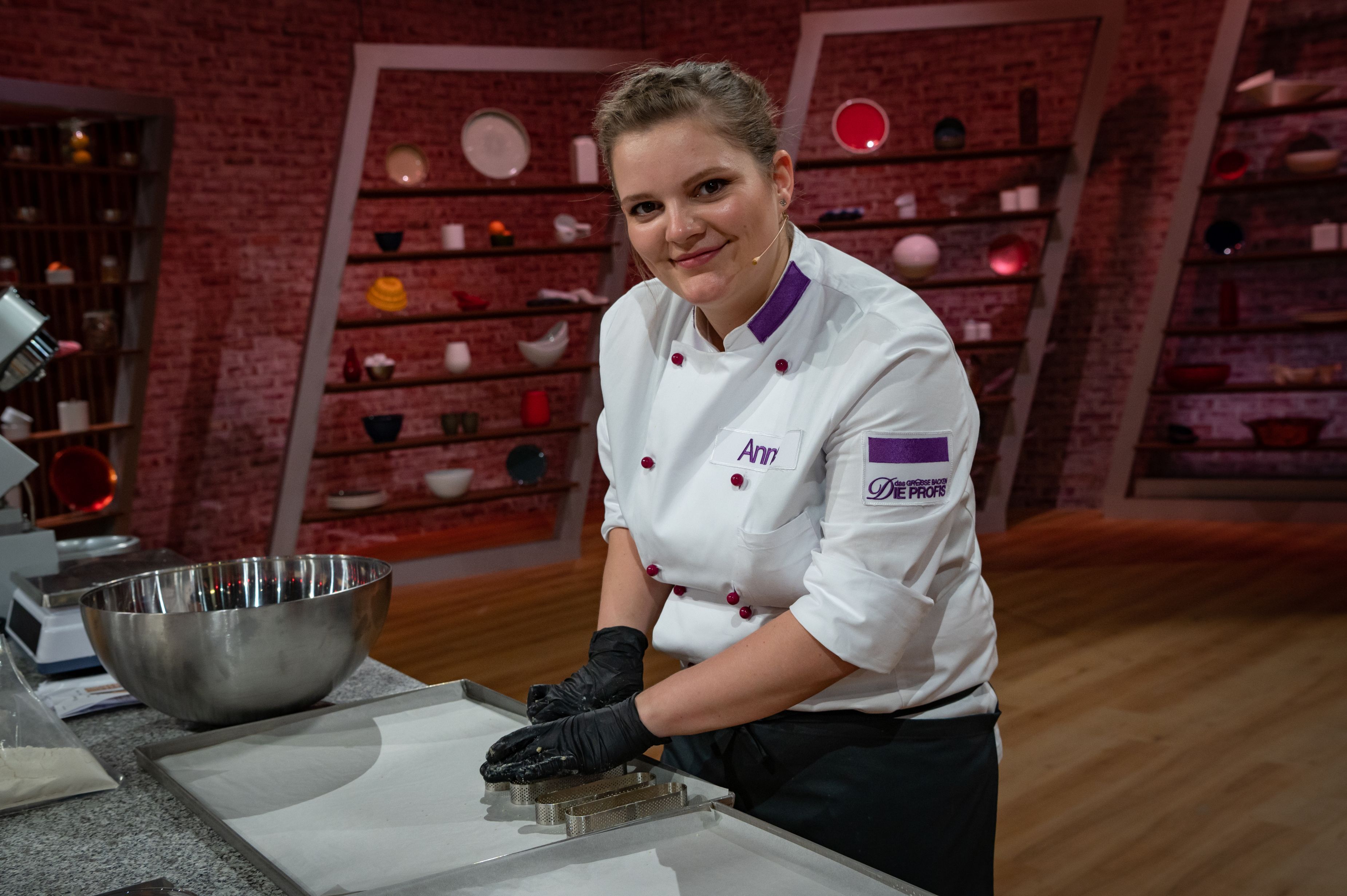 Skandal Bei „Das Große Backen“! Im Halbfinale: Unfaire Aufgabe? So Reagieren Die Kandidaten! - 95osicx