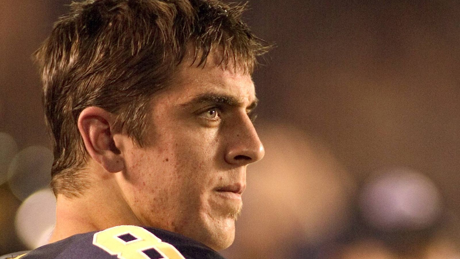
                <strong>Aaron Rodgers: Die Details zum neuen Mega-Vertrag</strong><br>
                Rodgers wurde 2005 gedraftet und 2008 Starter bei den Packers. Er führte die Franchise in der Saison 2010 zum Super-Bowl-Gewinn. Er wurde als wertvollster Spieler (MVP) des Super Bowl ausgezeichnet, zweimal (2011, 2014) war er auch bester Spieler der ganzen Saison.
              