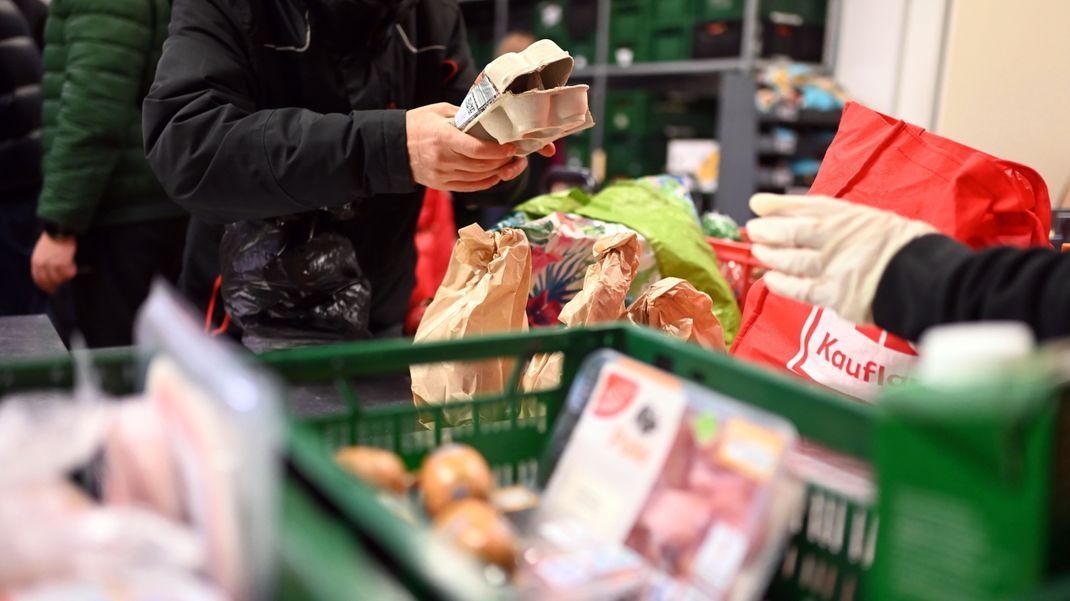 Viele Deutsche blicken negativ auf ihre zukünftige finanzielle Lage.