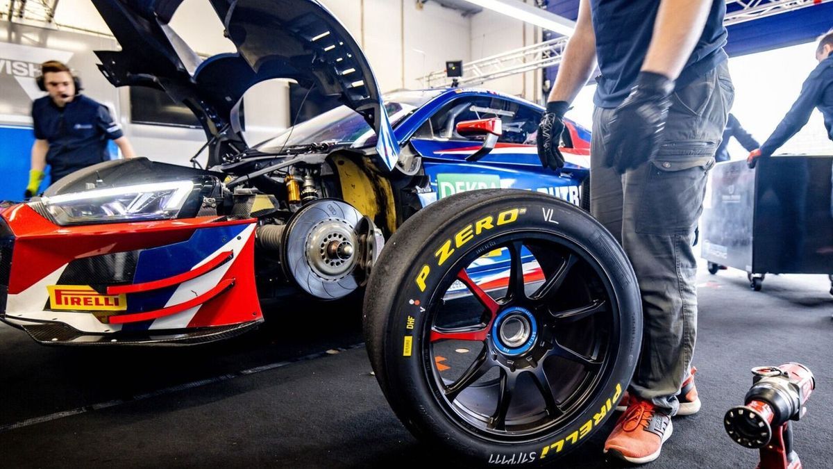 Ab der kommenden Saison kommen in der DTM die Pirelli-Reifen zum Einsatz
