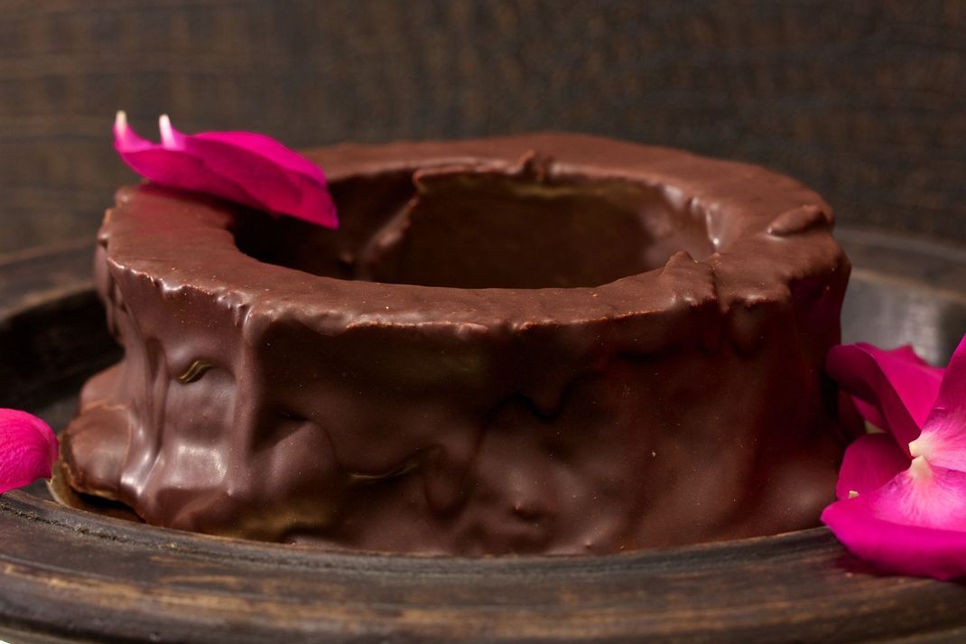 Lecker! Ein Baumkuchen rundet ein französisches Weihnachtsessen ab.