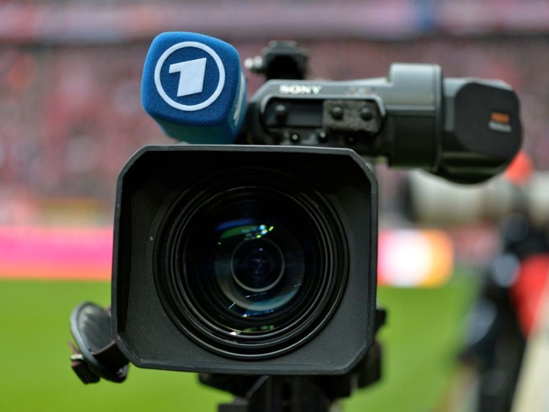 Article Image Media