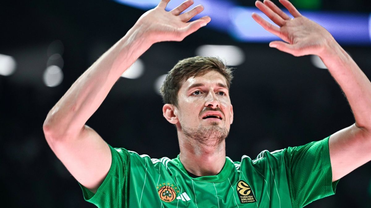 Tibor Pleiß winkt dritter EuroLeague-Titel