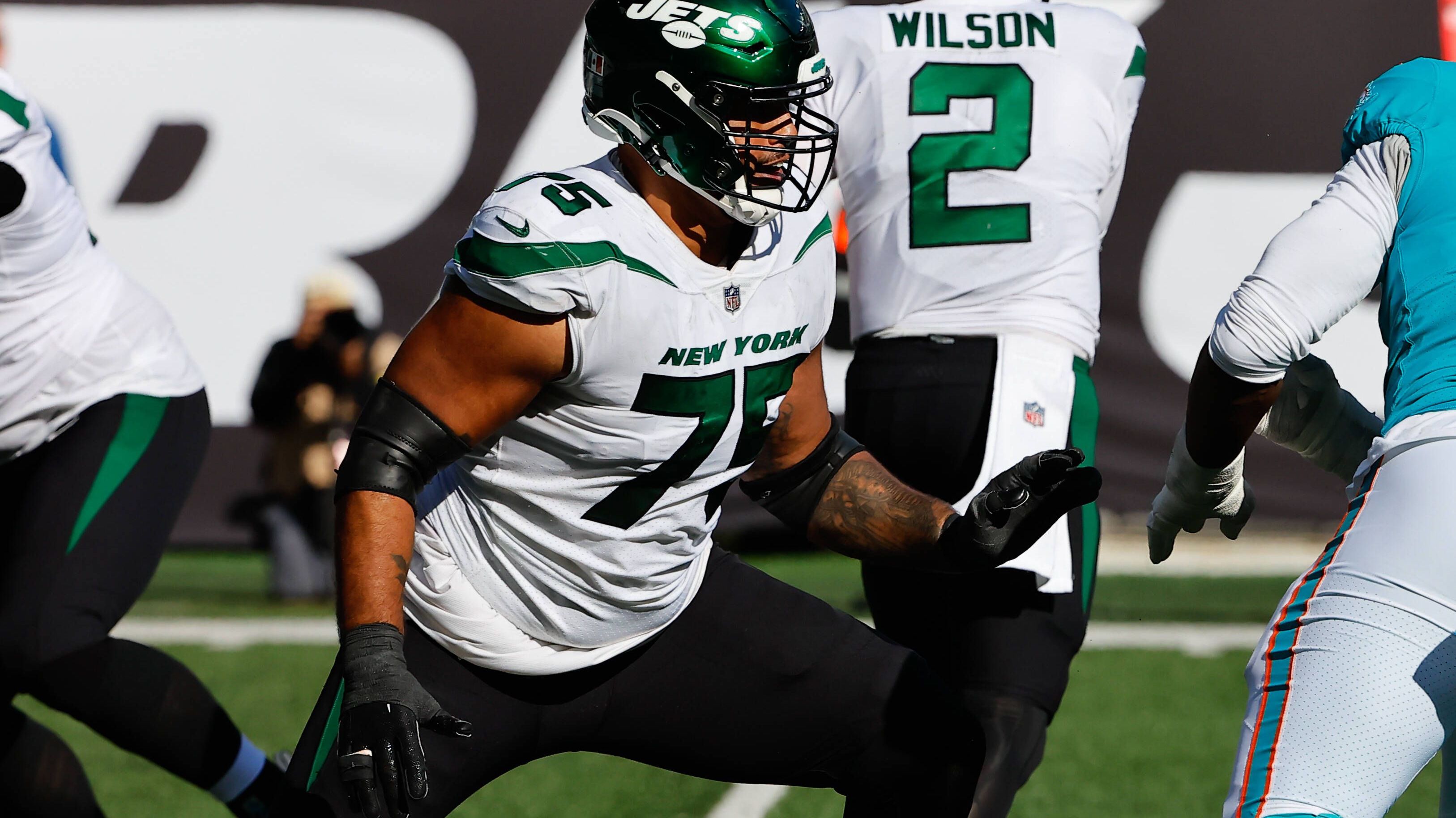 <strong>14. Pick: Alijah Vera-Tucker (New York Jets)</strong><br>Position: Offensive Guard<br>Option: Noch nicht gezogen