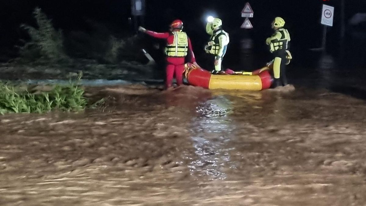 Überschwemmung in Italien - zwei Deutsche vermisst