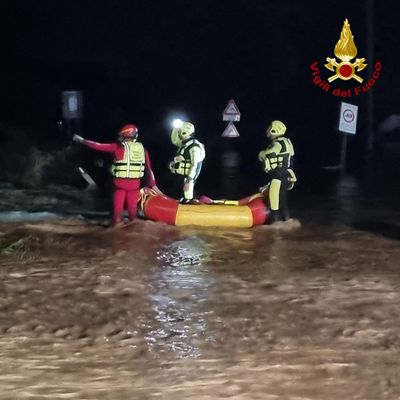 Überschwemmung in Italien - zwei Deutsche vermisst