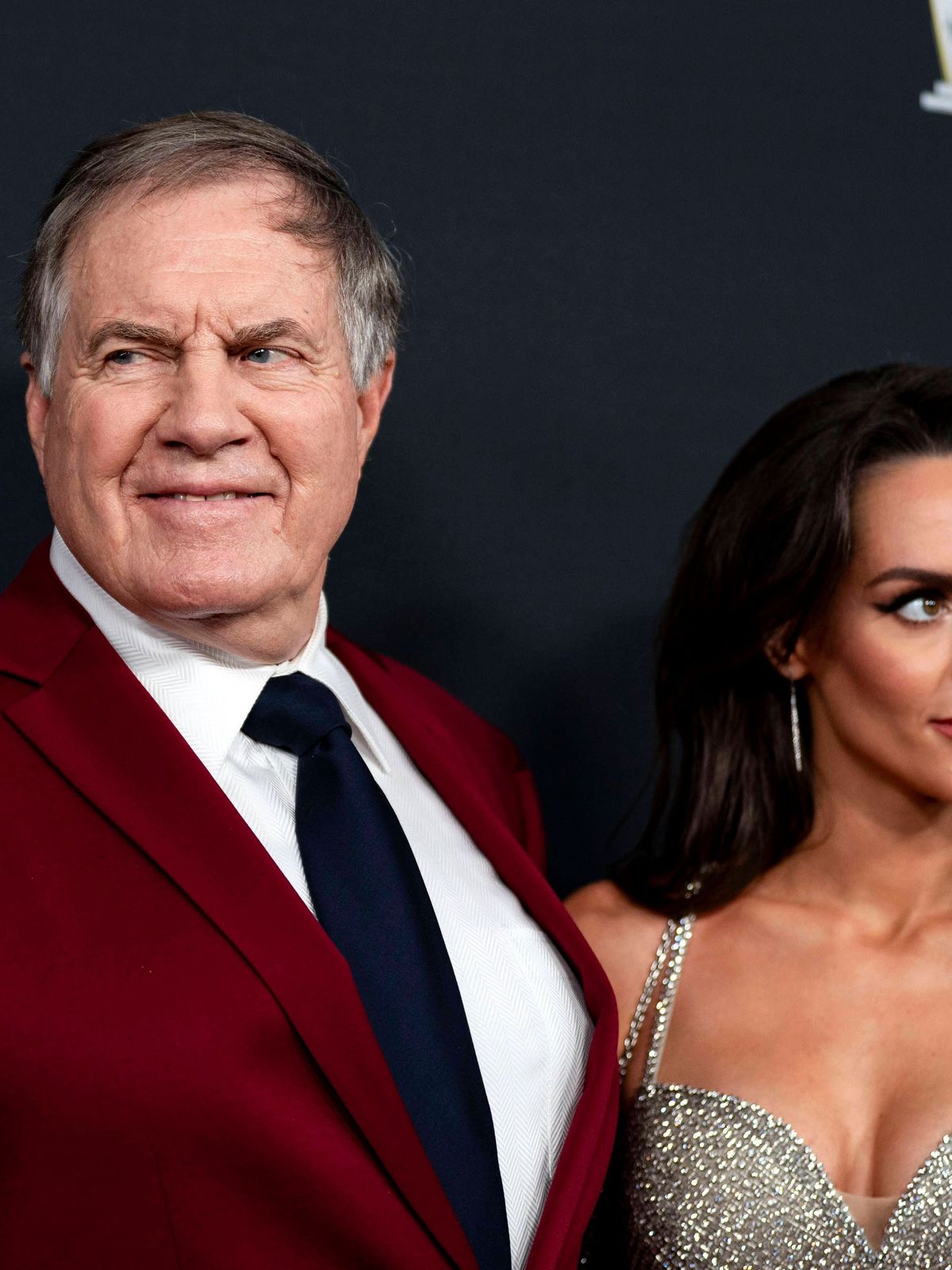 Former NFL, American Football Herren, USA head coach Bill Belichick and girlfriend Jordon Hudson arrive on the NFL Honors red carpet leading up to Super Bowl LIX in New Orleans, Louisiana on Thursd...