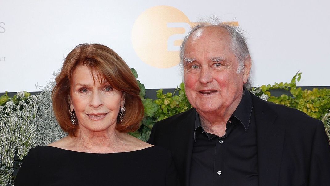 "Es macht Spaß." Seit fast 57 Jahren sind Schauspielerin Senta Berger und Filmproduzent Michael Verhoeven glücklich verheiratet.