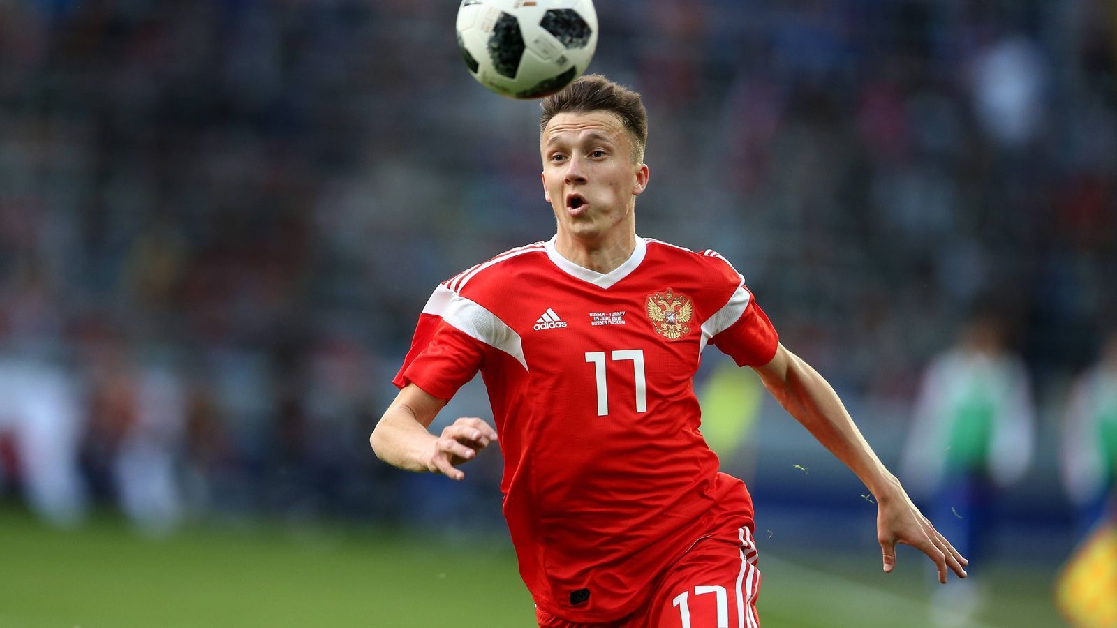 
                <strong>Russland: 28,26 Jahre</strong><br>
                Jüngster Spieler: Aleksandr Golovin (Bild), 22 Jahre (30.5.1996)Ältester Spieler: Sergey Ignachevich, 38 Jahre (14.7.1979)
              