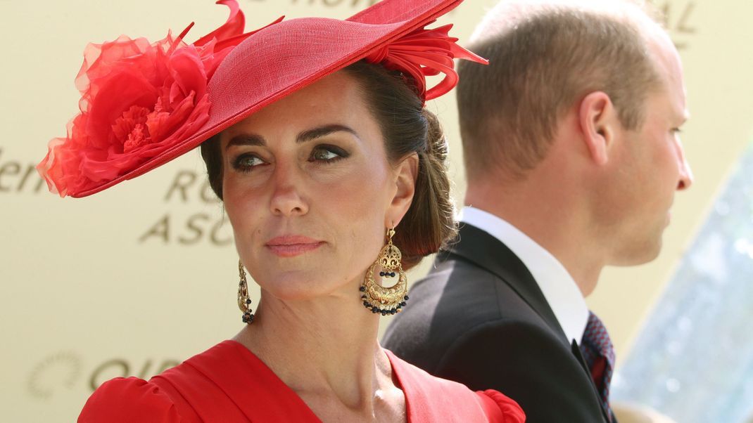 Der Kensington Palace gibt bekannt, dass Prinzessin Kate sich einer OP unterziehen musste.&nbsp;