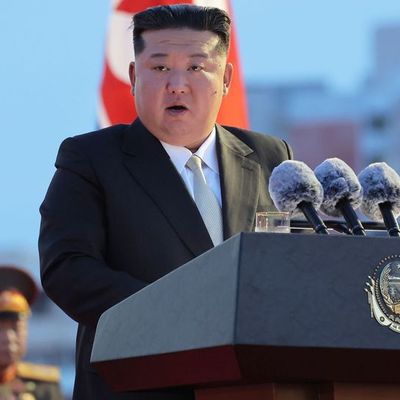 Kim Jong Un wird kommende Woche in Peking erwartet – bei einer Militärparade, die als Machtdemonstration Chinas gilt.