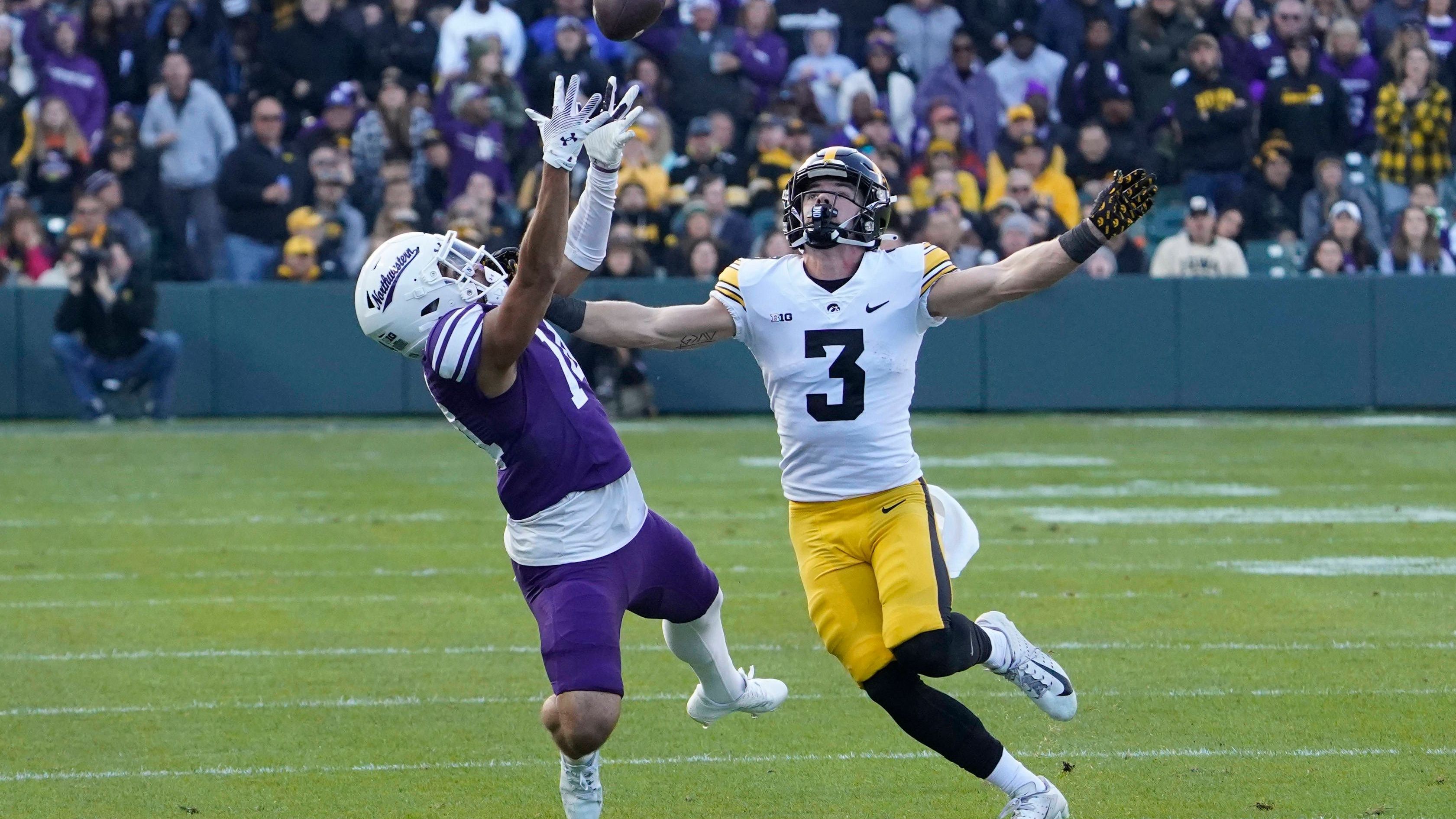 <strong>15. Pick: Indianapolis Colts – CB Cooper DeJean (Iowa)</strong><br>Cooper DeJean ist ein exzellenter Allrounder, der auch in der Laufverteidigung seine Stärken hat. Für Indianapolis kann er sich als ein wahrer Glücksgriff entpuppen. Denn abseits von Kenny Moore III, der eher im Slot zuhause ist, sind die Colts in der Secondary dünn besetzt.