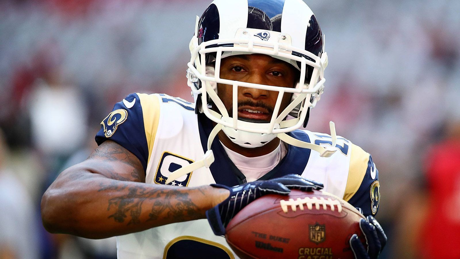 
                <strong>Aqib Talib (Cornerback, Los Angeles Rams)</strong><br>
                Die Cowboys haben endlich wieder einen klaren Nummer-Eins-Receiver und der heißt Amari Cooper. Können die Rams ihn ausschalten, wird Dak Prescotts Passspiel enorm darunter leiden. Vermutlich wird es Cooper mit Aqib Talib zu tun bekommen. Die beiden kennen sich noch aus hitzigen Divisionsduellen zwischen ihren Ex-Klubs Raiders (Cooper) und Broncos (Talib).
              