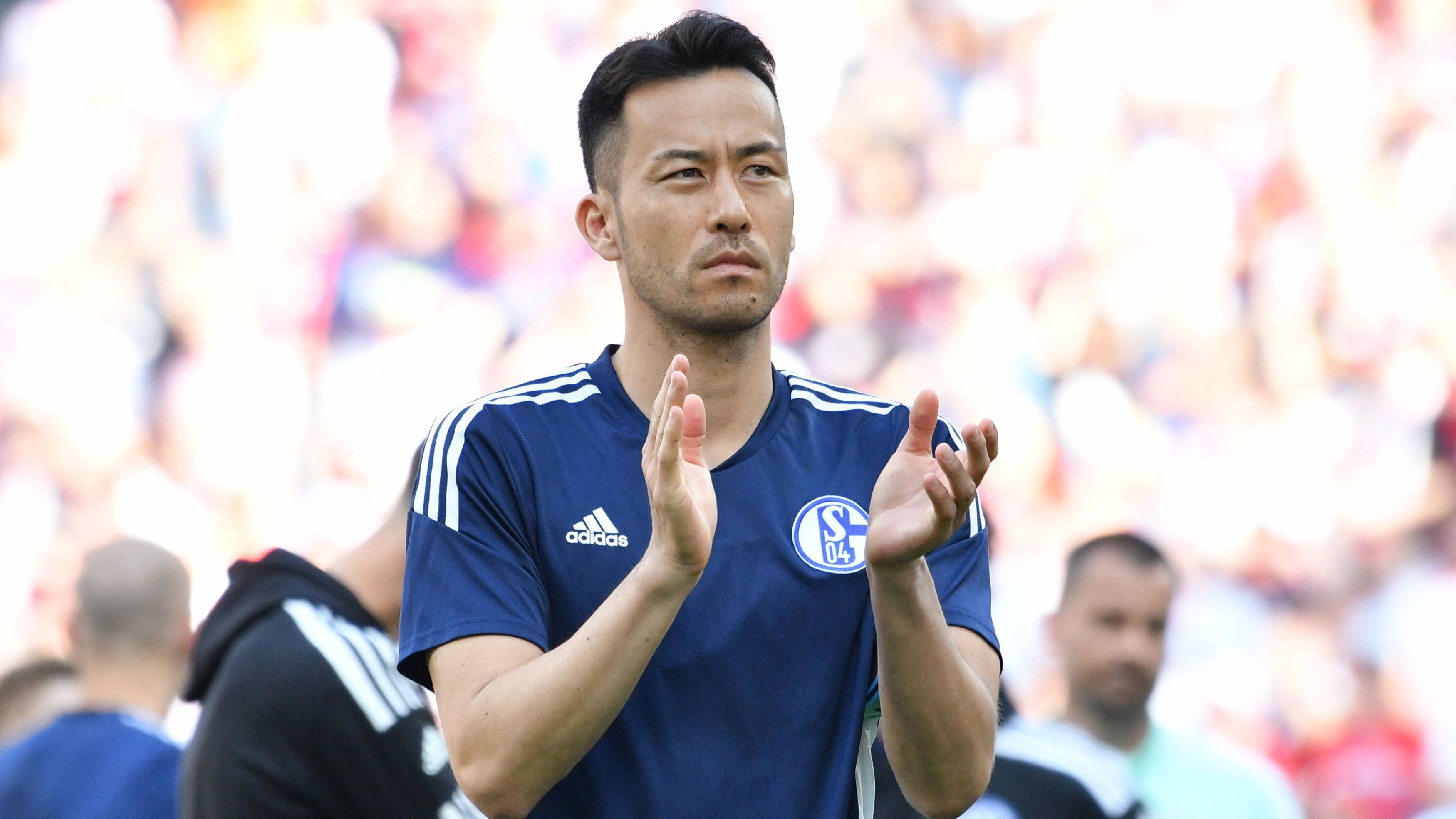 <strong>Maya Yoshida (LA Galaxy)</strong><br>Der frühere Schalker Maya Yoshida setzt seine Karriere nach dem Abstieg der Gelsenkirchener und dem Auslaufen seines Vertrages in den USA fort. Der routinierte Japaner unterschrieb einen Vertrag bis Ende 2024 bei MLS-Klub LA Galaxy. Für die Schalker bestritt der 34-Jährige in der Vorsaison 31 Pflichtspiele.&nbsp;