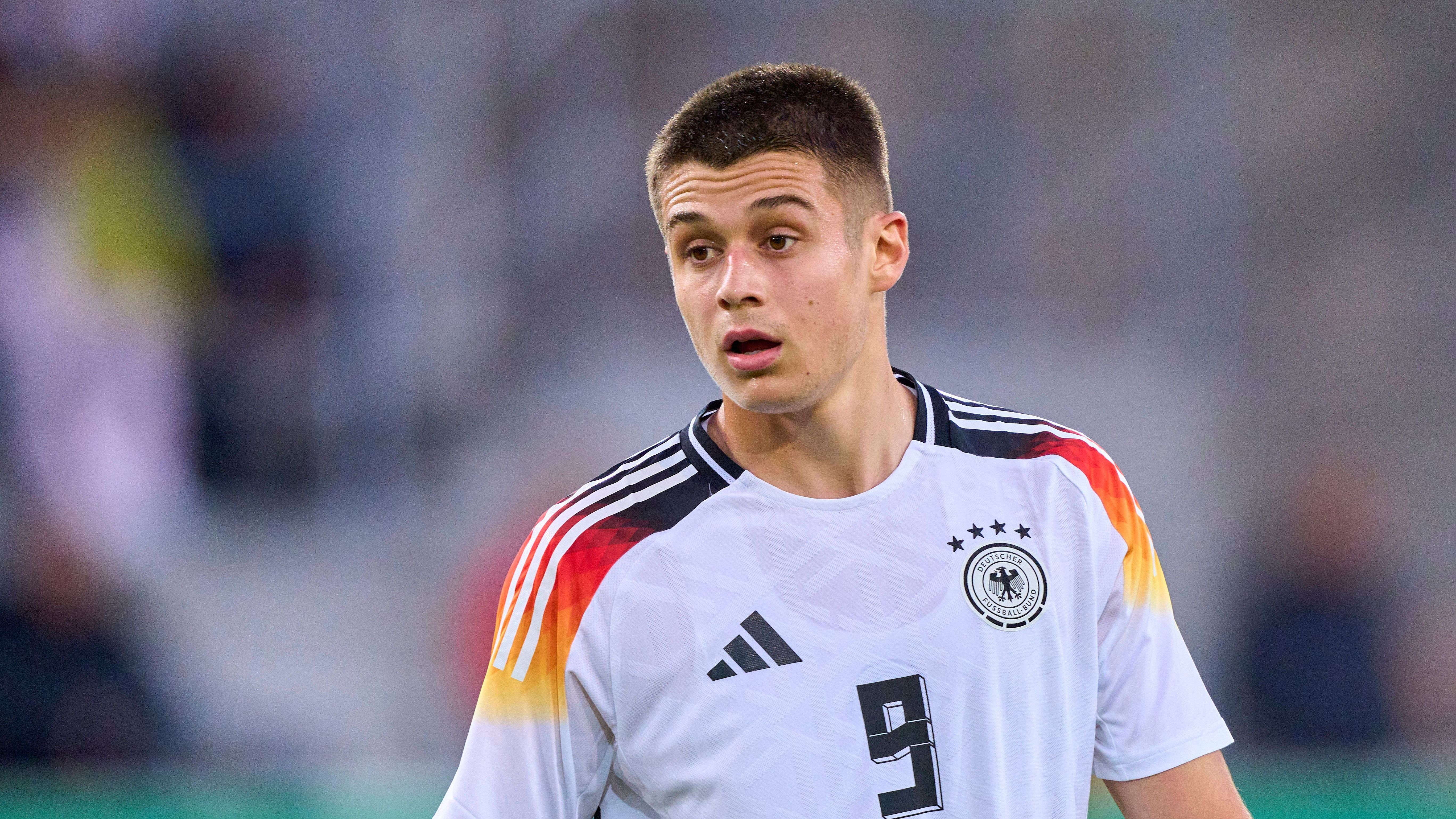 <strong>Angriff: Nicolo Tresoldi<br></strong>Alter: 20<br>Verein: Hannover 96<br>U21-Länderspiele: 9