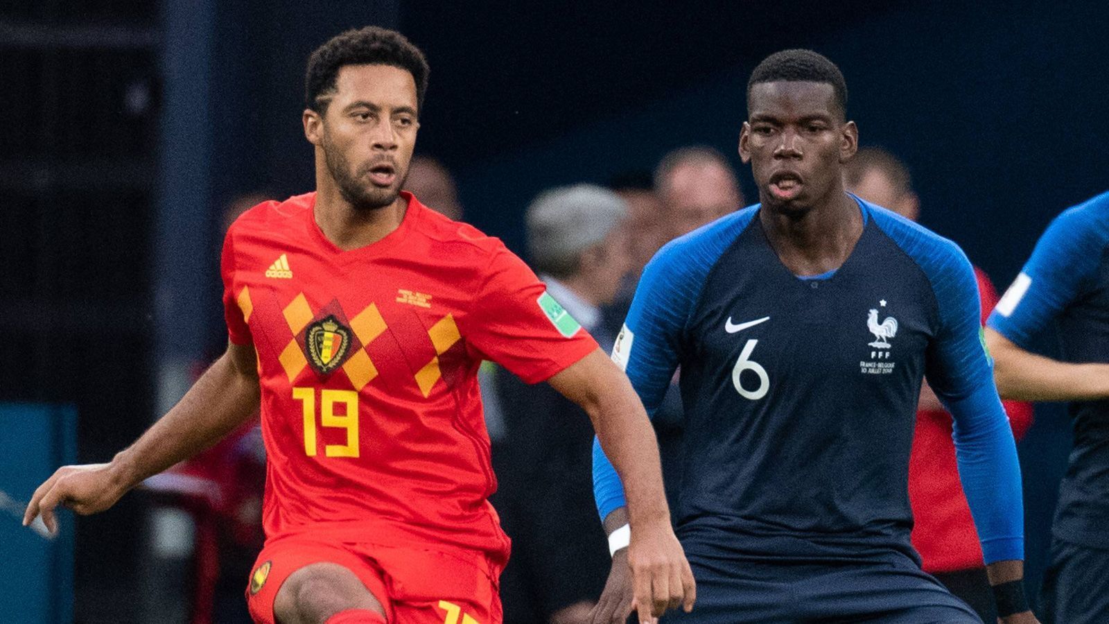 
                <strong>Moussa Dembele</strong><br>
                Der schwächste Belgier auf dem Platz. Defensiv immer wieder mit Ballverlusten, nach vorne ohne Einfluss. Einzige positivste Aktion: Rettet in der 57. Minute vor dem einschussbereiten Giroud. Wird völlig zurecht nach einer Stunde vom Feld genommen. ran-Note: 5
              