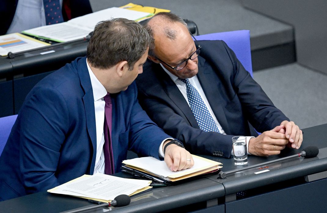 In der sogenannten Haushaltswoche des Bundestages geht das Parlament die Einzeletats der Ministerien für den Bundeshaushalt 2025 durch, der am Ende der Woche beschlossen werden soll. 