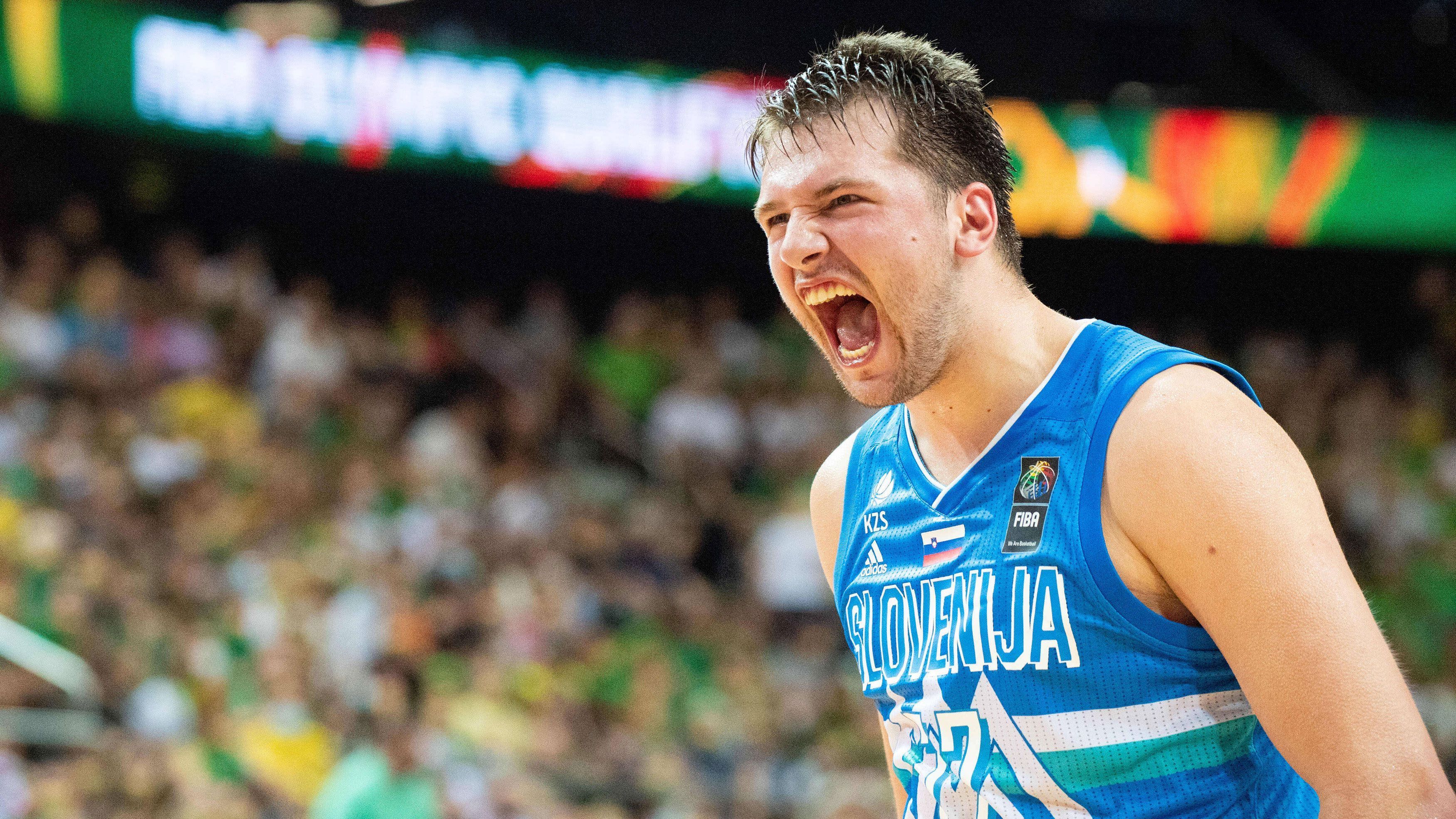 
                <strong>Slowenien (zwei NBA-Profis)</strong><br>
                Luka Doncic (PG, Dallas Mavericks): 3. Pick 2018 von Atlanta Hawks, 2x All Star, 2019 Rookie of the Year, Statistiken 20/21: 27,7 Pts, 8,6 Ast, 8,0 Reb -Vlatko Cancar (SF, Denver Nuggets): 49. Pick 2017 von Denver Nuggets, Statistiken 20/21: 2,1 Pkt, 0,3 Ast, 1,0 Reb - 
              