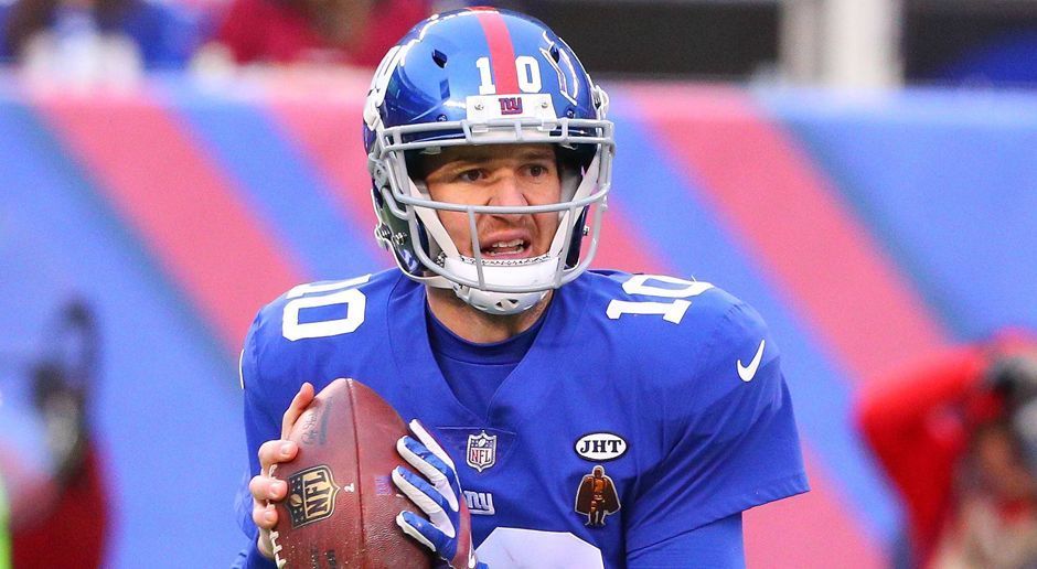 
                <strong>Gewinner: Eli Manning/New York Giants</strong><br>
                Die Giants haben ein Ausrufezeichen gesetzt. Vorher lautete die Frage: Holt man sich einen Quarterback und damit möglicherweise Ärger ins Haus? Oder setzt die Franchise weiter auf die fraglos alternde Legende Eli Manning? Die Giants wählen den schlauen Weg, setzen weiter auf ihre Legende und besorgen Manning in Saquon Barkley den besten Running Back im Draft.
              