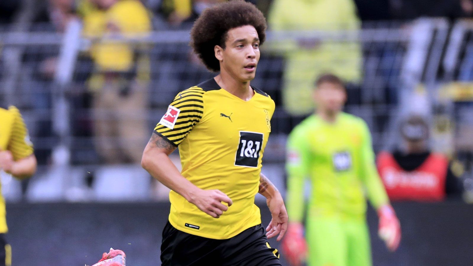 
                <strong>Axel Witsel </strong><br>
                Darf für Emre Can in der Schlussphase ran. ohne Bewertung.
              