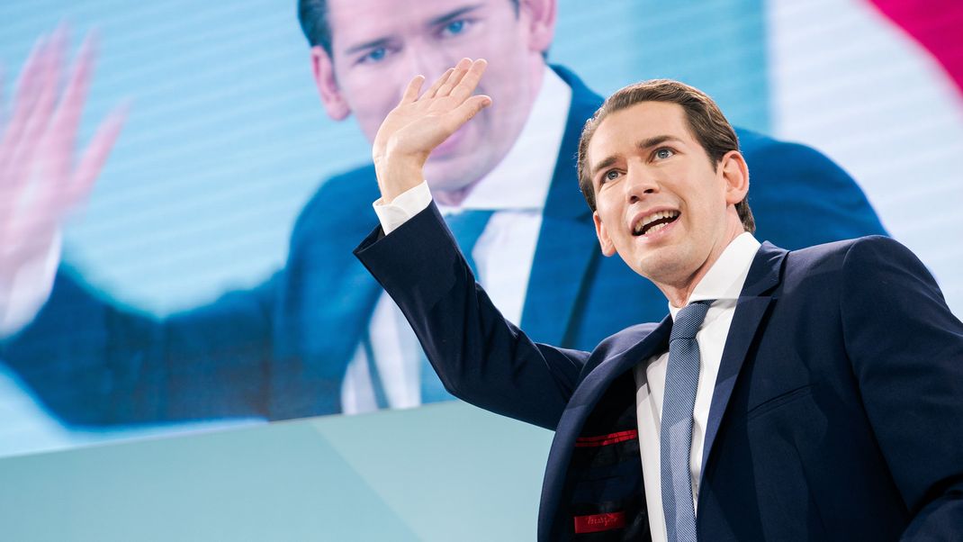 Der Verdacht gegen Ex-Kanzler Kurz wiegt schwer - jetzt wird er wegen möglicher Falschaussage angeklagt.