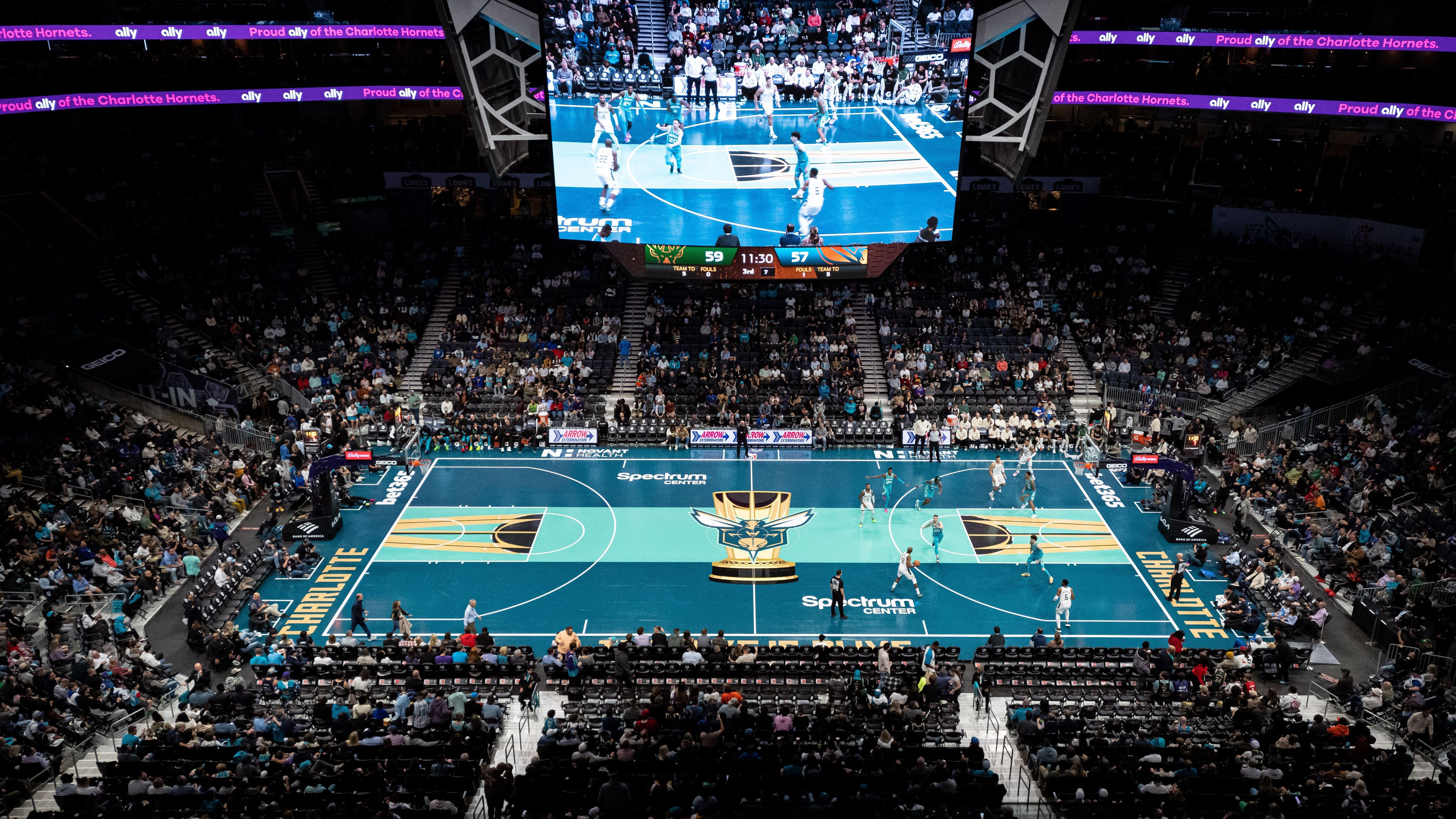 <strong>Spectrum Center<br></strong>Team: Charlotte Hornets<br>Plätze: 19.077<br>Eröffnung: 2005<br>Kosten: 260 Mio. $