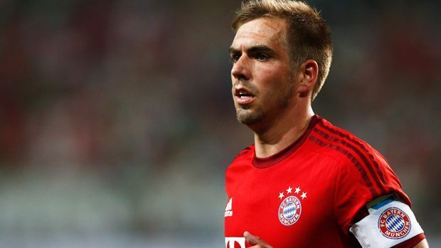 
                <strong>Abwehr: Philipp Lahm</strong><br>
                Abwehr: Philipp Lahm. Der Weltmeister und Champions-League-Sieger wurde in seiner Karriere bereits fünf Mal für die Wahl zum Weltfußballer nominiert. Durchsetzen konnte er sich nie.
              