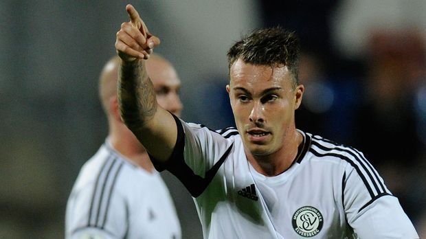 
                <strong>Kevin Feiersinger</strong><br>
                Sturm: Kevin Feiersinger (SV 1920 Wallerfangen).
              