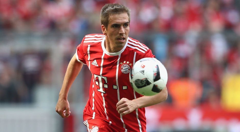 
                <strong>Philipp Lahm</strong><br>
                Abwehr: Philipp Lahm
              