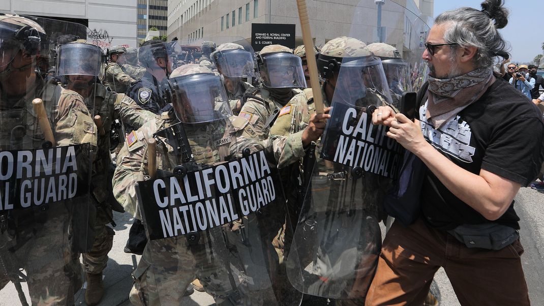 Seit Tagen wird in Kalifornien gegen Operationen der US-Einwanderungsbehörde ICE protestiert.