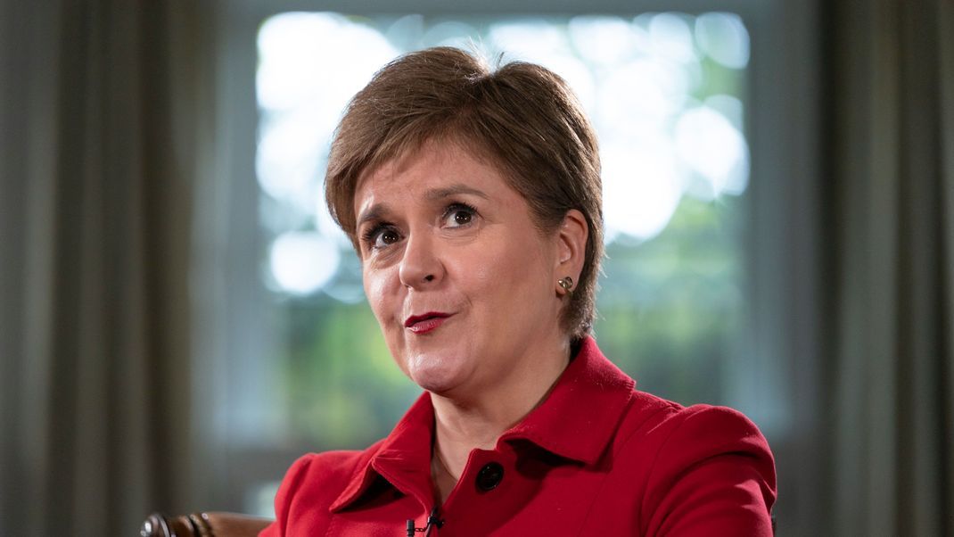 Schottlands Erste Ministerin  Nicola Sturgeon will wohl zurücktreten.
