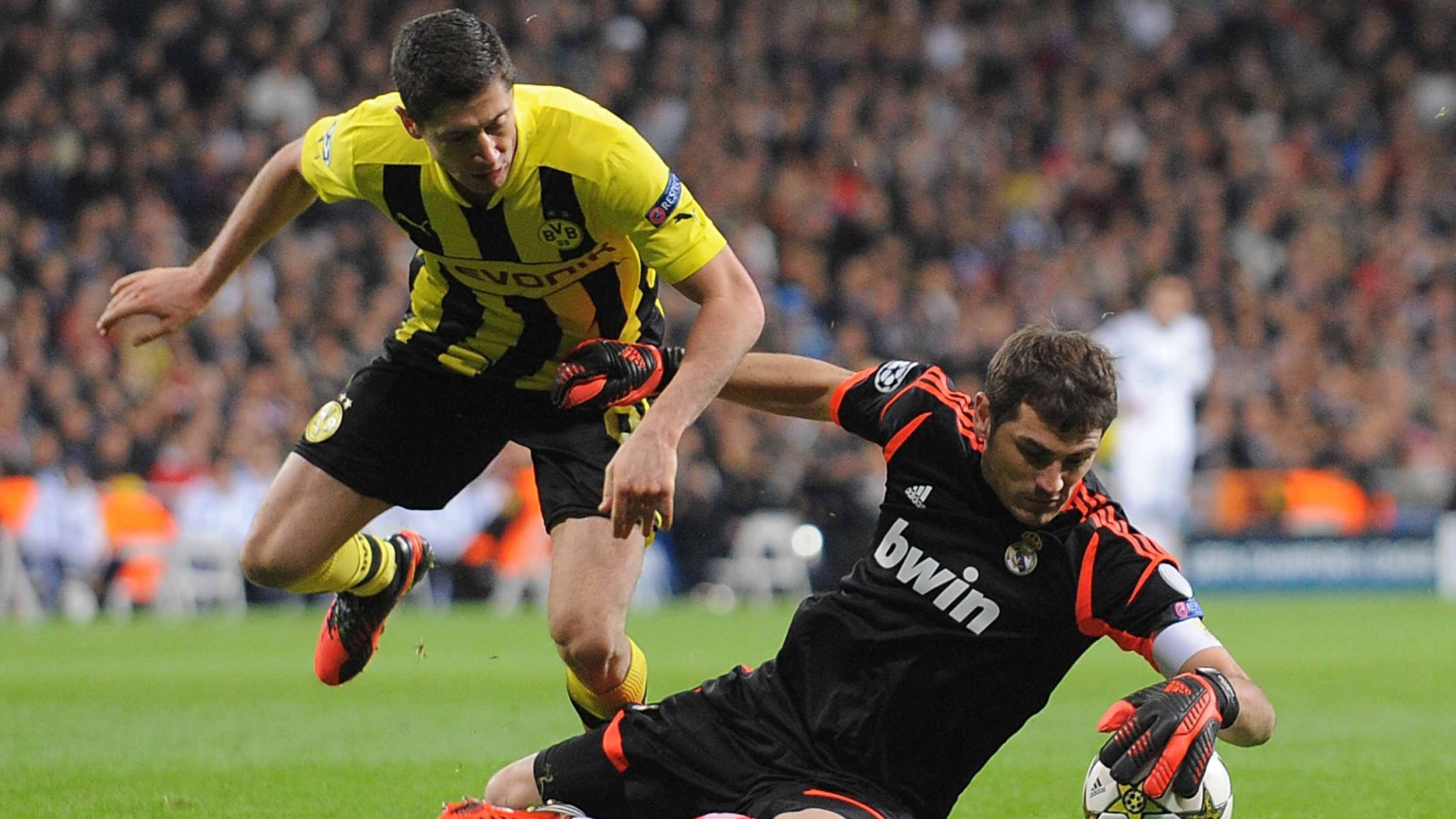 <strong>2012/13, Champions League, Real Madrid</strong><br>Der BVB ist im Rausch, er ist, wie man so sagt, der "heißeste Scheiß" in ganz Europa. Zu Hause fegt er das große Real mit 4:1 aus dem Stadion, alle vier Tore macht Robert Lewandowski. In Madrid reicht ein 0:2, um ins "German Endspiel" gegen Bayern München in Wembley einzuziehen - dort beendet Arjen Robben nach 89 Minuten den BVB-Traum.