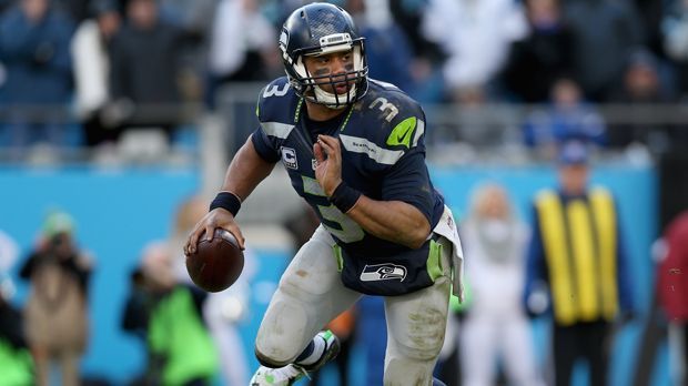 
                <strong>Platz 6 - Russell Wilson (Seattle Seahawks), Quarterback</strong><br>
                Platz 6 - Russell Wilson (Seattle Seahawks), Quarterback: Die Hochzeit mit Sängerin Ciara dürfte Wilsons Bekanntheitsgrad nicht abträglich gewesen sein. Wie Beckham so steht auch der Seahawks-Quarterback hoch in der Gunst der Socken-Träger unter den NFL-Fans.
              