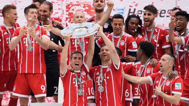 
                <strong>Platz 1: FC Bayern München</strong><br>
                Platz 1: FC Bayern München - 95,84 Millionen Euro.
              