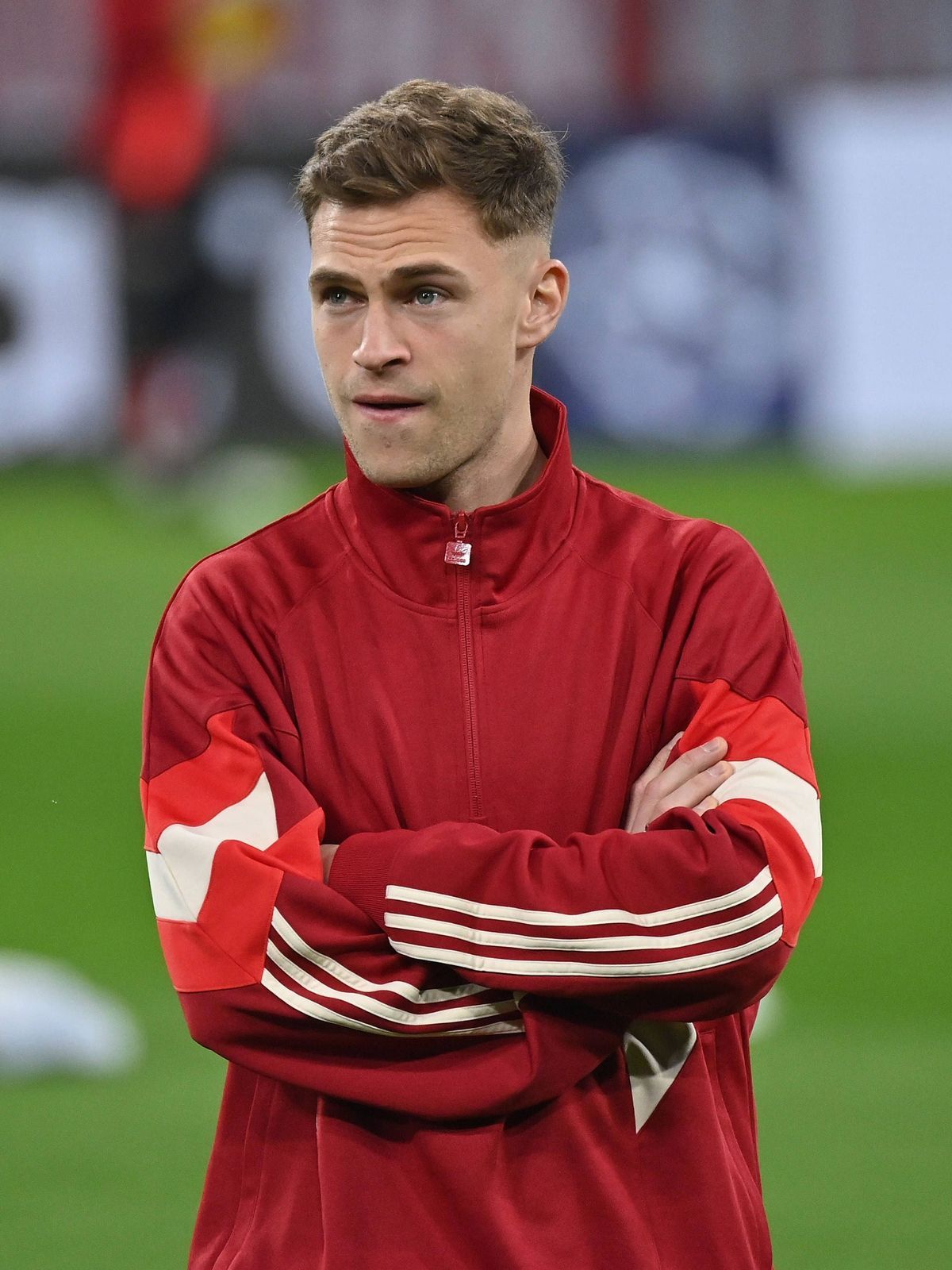 05.03.2025, xjrdrx, Fussball UEFA Champions League, FC Bayern Muenchen - Bayer 04 Leverkusen v.l. Platzbegehung vor dem Spiel Joshua Kimmich (FC Bayern Muenchen) (DFL DFB REGULATIONS PROHIBIT ANY U...